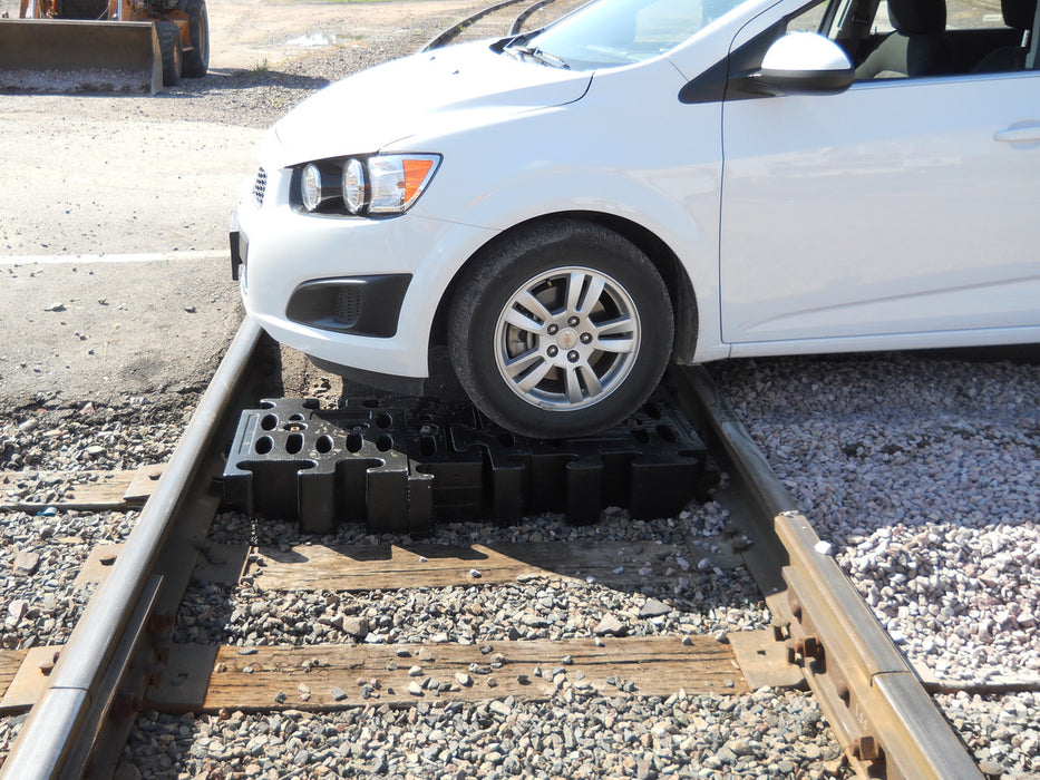 Turtle Trax temporary composite for grade crossings